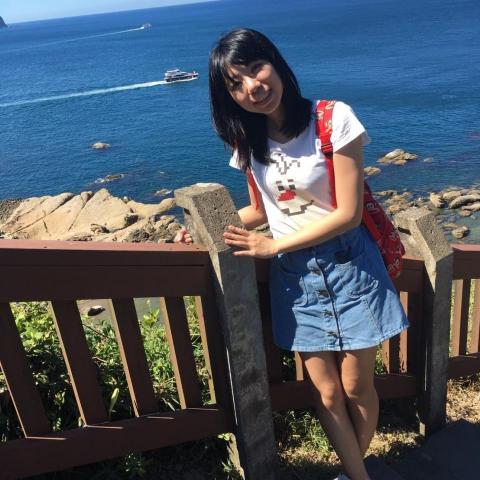 提供數學題服務的專家Dora Hsu