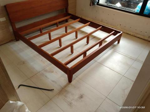 泉鋒工程行/黃鏵鋕 - 稍微除膠除釘後