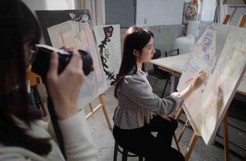 八里美術家教推薦周依潔