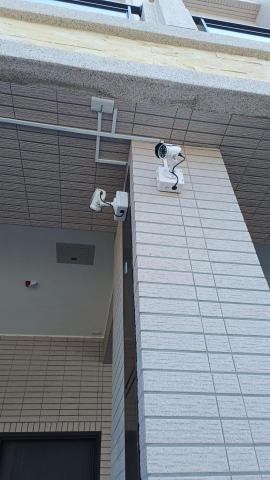 喬彬通訊工程行 - 有線攝影機的施工