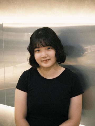 提供老師說服務的專家羅允晨