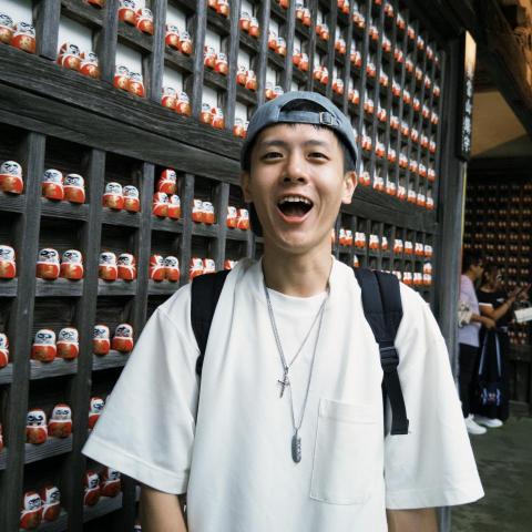 提供吉他初學和弦服務的專家林禹丞