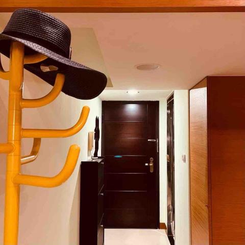 史塔茲創意 - 長安挑高三米六套房(2)：玄關