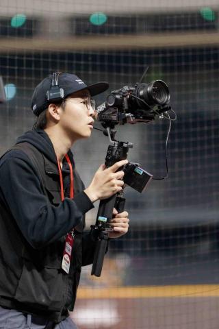 提供攝影燈服務的專家橙式攝記 ORANGE