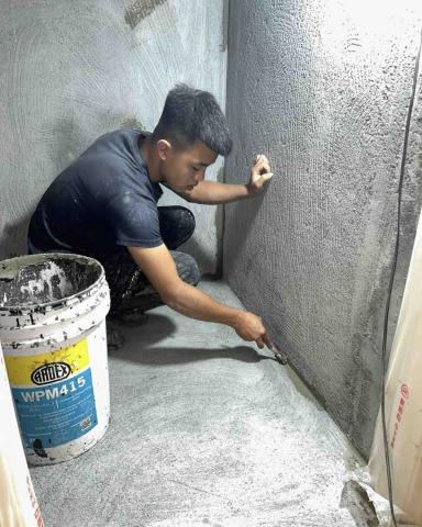 吳憶翔 - 防水施工