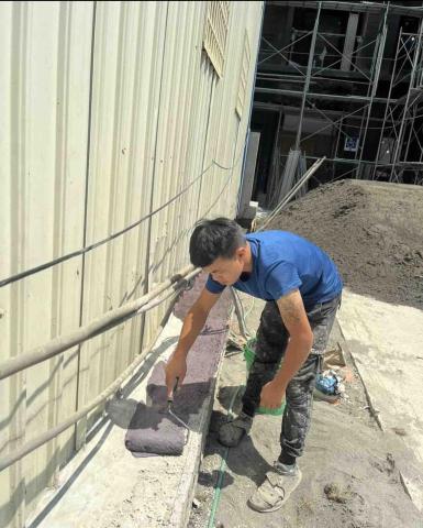 吳憶翔 - 防水施工