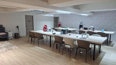 台南鑫傳地政士事務所(詹代書) - 事務所內部