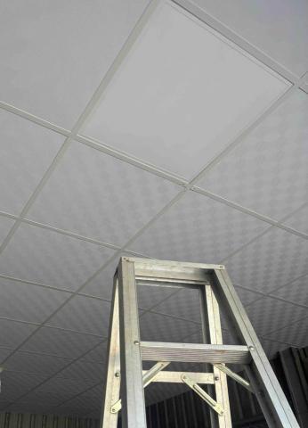 有bear來水家電修繕 - 輕鋼架電燈更換（後-1）