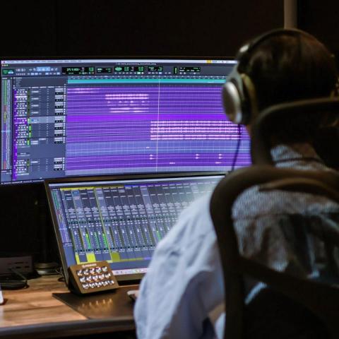 提供台中大里找工作服務的專家鹿音｜混音工作室