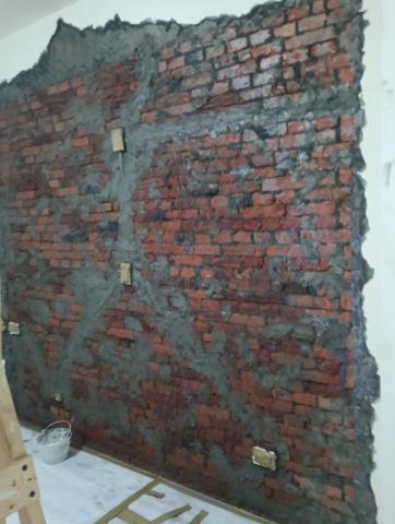 許加寶 - 房間壁面外牆嚴重滲水，內部作業，內牆水泥面打除，先做防水3道，再水泥覆蓋壁面再批土粉刷。