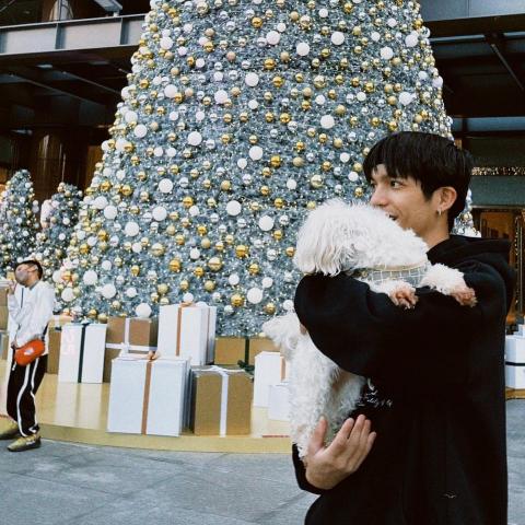 提供收纳桌子服務的專家羅瀚次