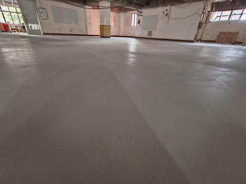 綺泰工程行 - 磁磚面自平泥乾燥後