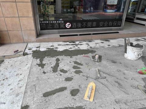 長興工程 - 人行道：台階斜坡抿石工程（補洞）