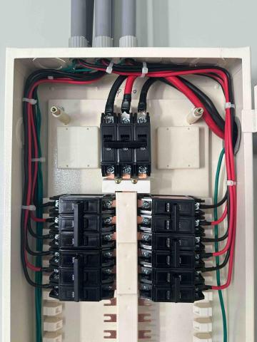 陳鏡喬 - 電箱整線