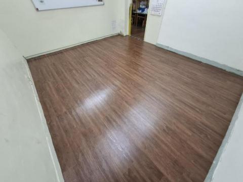 修家工程 - 防潮地墊+塑膠地板