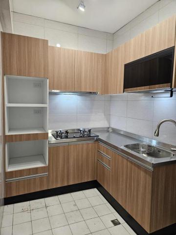 祥林廚具設計裝修 - 不繡鋼檯面+僅水槽下0.6厚度不鏽鋼桶身+木紋美耐板+電器櫃