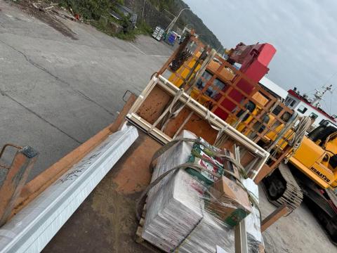 琉球運鑫貨運 - 