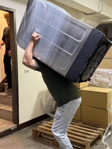 奧斯丁專業運輸 - 