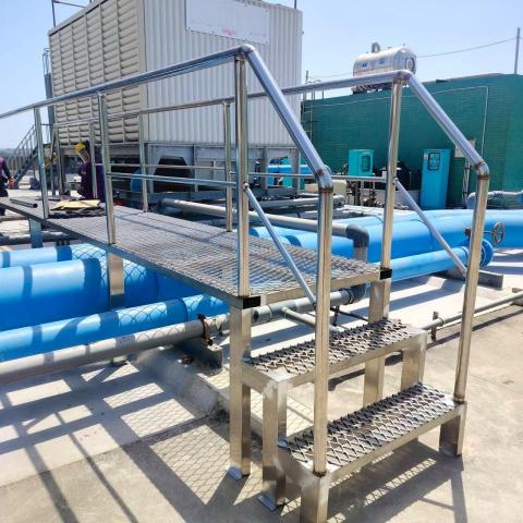 吳舒萍 - 白鐵走道工程