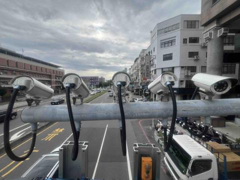 帆宇監控系統 - 