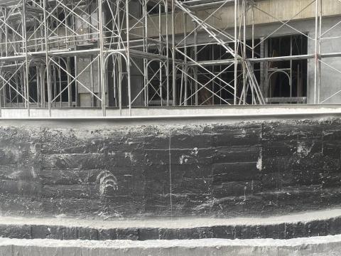 許庭溢 - 游泳池鐵片底部灌漿嵌縫（施作後）