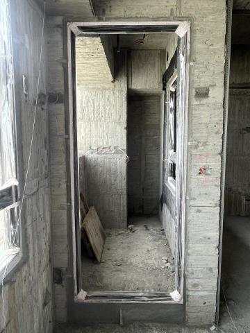 許庭溢 - 泥作門/窗灌漿嵌縫