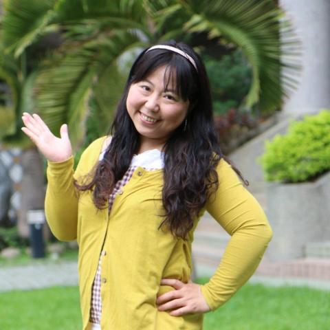 提供團康服務的專家林靜琍