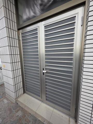 脩 - 更換成雙開三合一門片