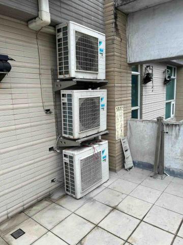 礁溪宇宙冷氣行 - 