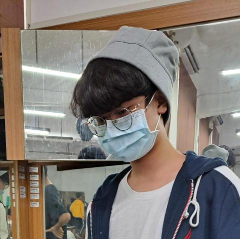 提供數學題服務的專家王聖淵