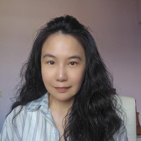 提供餵貓服務的專家唐鳳儀