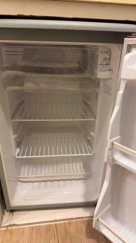 林伶姿 天淨管家督導 - 冰箱清潔後