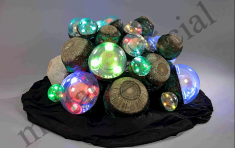 Victor Tang - 進行超大型立體雕塑時,首次製作就花費數萬..直到做完以後才知道可以怎麼省 怎麼做 既可以達到經濟與藝術學術圈的平衡要求