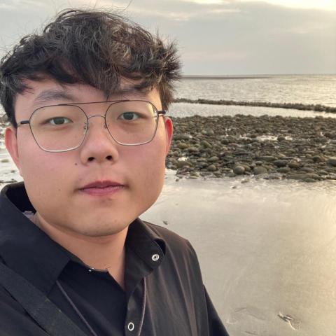 提供數學老師服務的專家廖文瑋