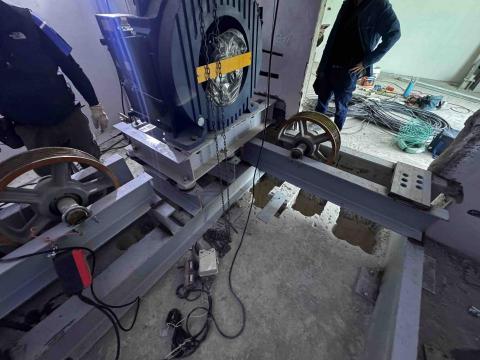 菱友電梯機電有限公司 - 3噸貨梯裝機