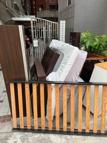 宏凱搬家公司 - 