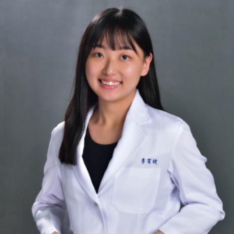 提供營養師服務的專家李育婕