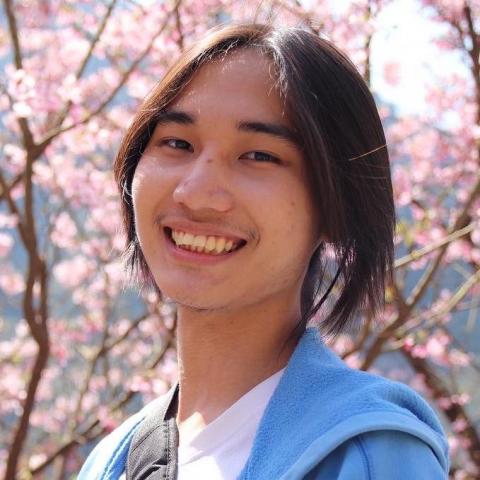 提供理髮工具服務的專家邱羿理