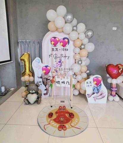 夏蕊全方位活動主持 /全方位活動企劃/場地佈置/水中模特兒 - 場地氣球佈置