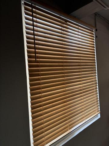 周文翔 - IKEA捲簾安裝