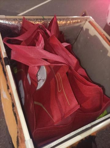 謝旺霖 - 本人有保溫箱