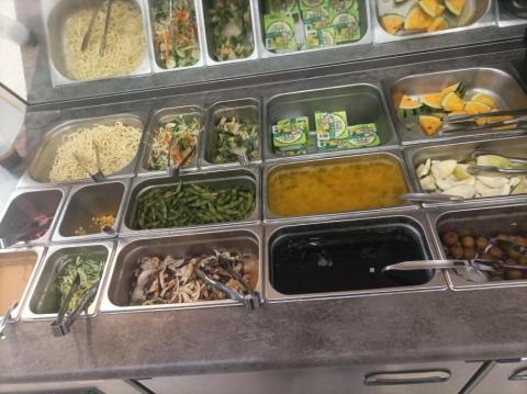 謝旺霖 - 挑菜讓客人選，物品及其他