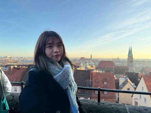 提供ikea桌子475服務的專家林芝穎