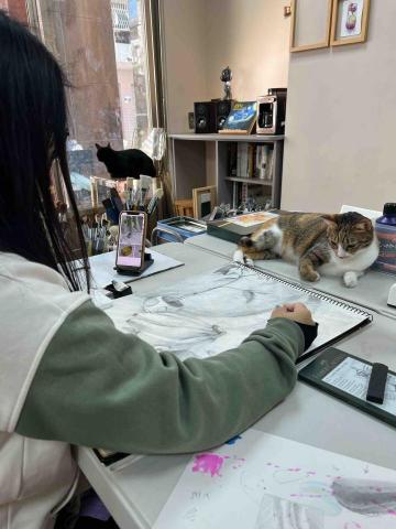 Liberty Land自由之境藝術工作室 - 我們是貓咪陪你畫畫的藝術工作室