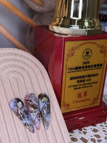 葵妮美甲美學Queenie Nail - 