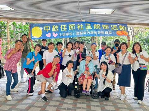 原民主持小夥-小應 - 主持社區活動