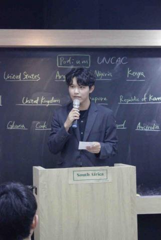 提供model試鏡服務的專家黃城翔