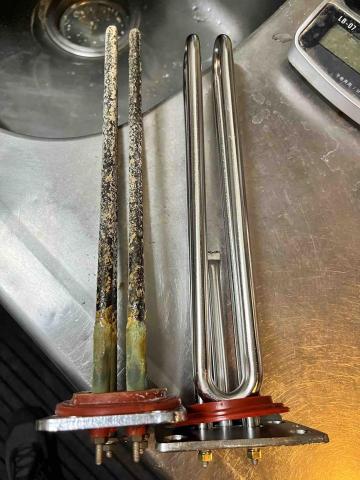 科技巢 - 儲熱式熱水器加熱管