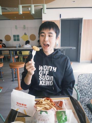 提供230服務的專家楊皓宇