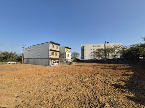 德祥企業 - 整地完工。